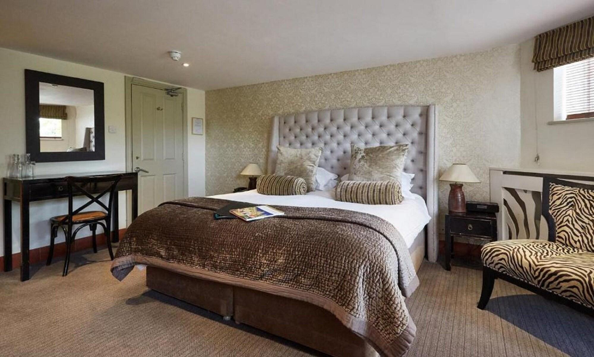 Dorian House Boutique B&B - Free Parking! Bath Luaran gambar A bedroom at The Old parsonage