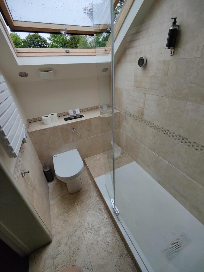 Dorian House Boutique B&B - Free Parking! Bath Luaran gambar Bathroom with shower enclosure