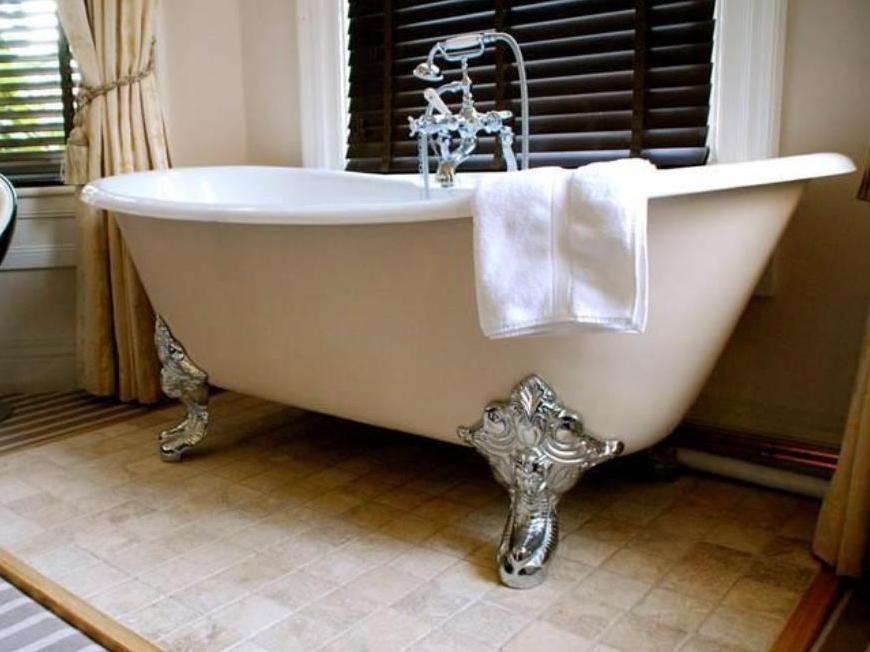 Dorian House Boutique B&B - Free Parking! Bath Luaran gambar A bathtub